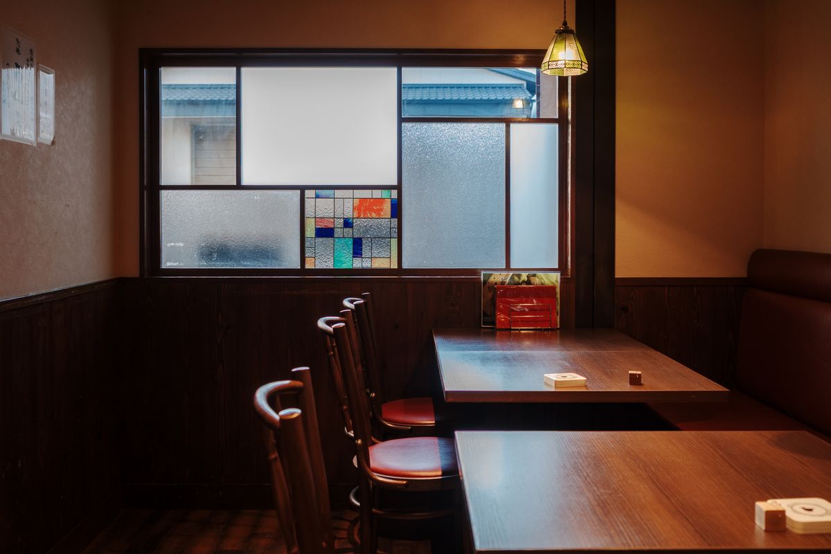 温かみのある店内